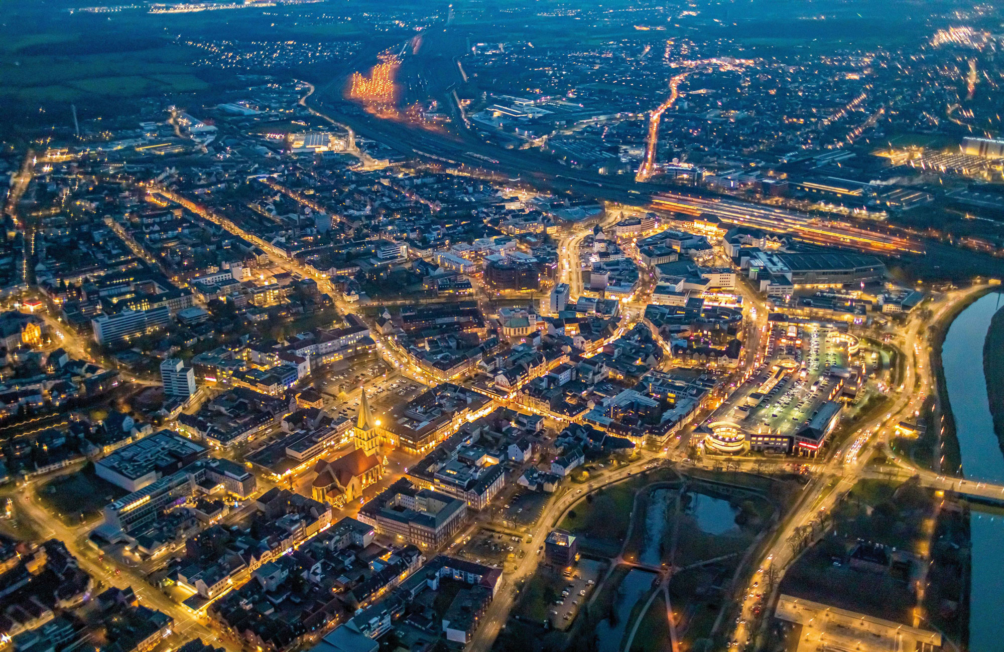 Rund fünf Millionen Einwohner leben in der Metropolregion Ruhrgebiet urban zusammen; beim Thema Smart City will man von China lernen. Foto: imago images / Hans Blossey